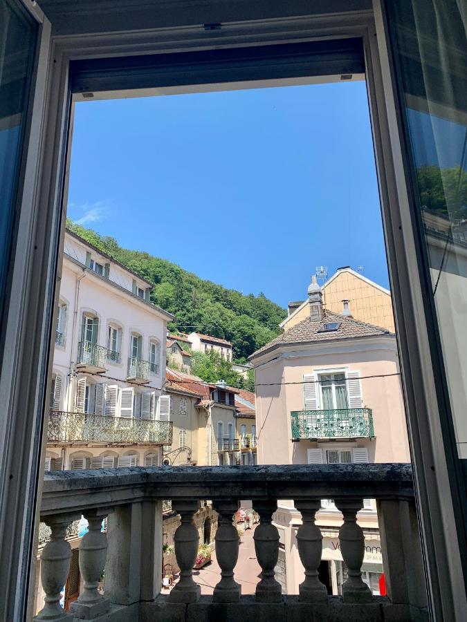 Hotel Restaurant D'Alsace Plombières-les-Bains Exteriör bild