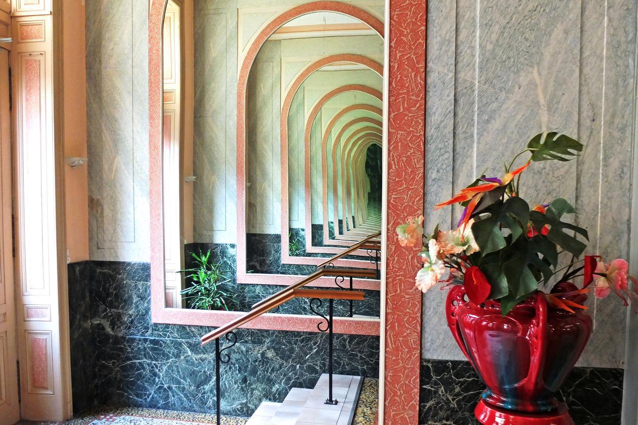 Hotel Restaurant D'Alsace Plombières-les-Bains Exteriör bild